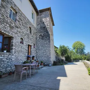 Guri Couette-café Gjirokastër