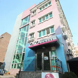 Affittacamere Zaza Backpackers **
