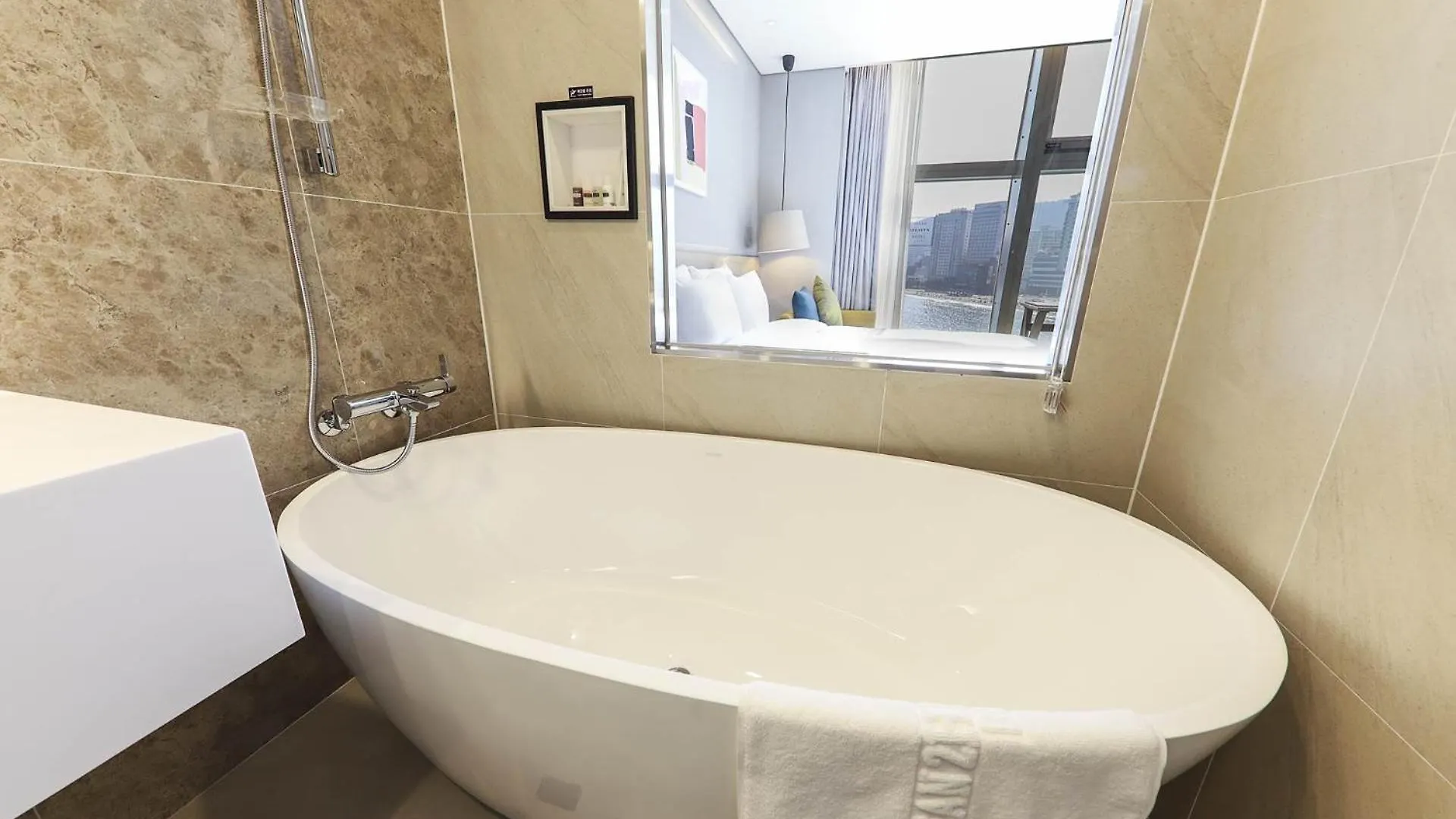Ocean 2Heaven Hotel Ciudad Metropolitana de Busan 3*,  Corea del Sur
